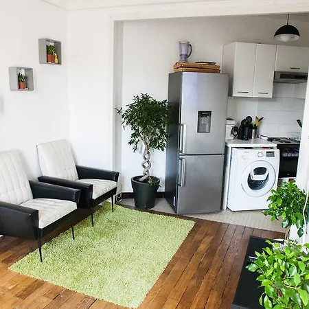 Apartment Great For 6 In The Marais / Bastille